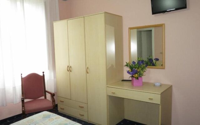 Hotel Marnie