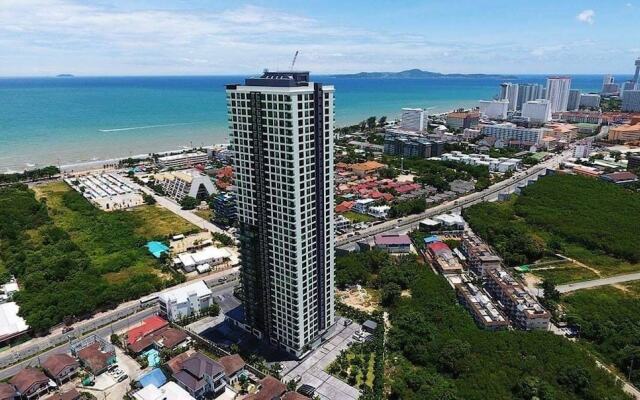 Dusit Grand Condo View Pattaya