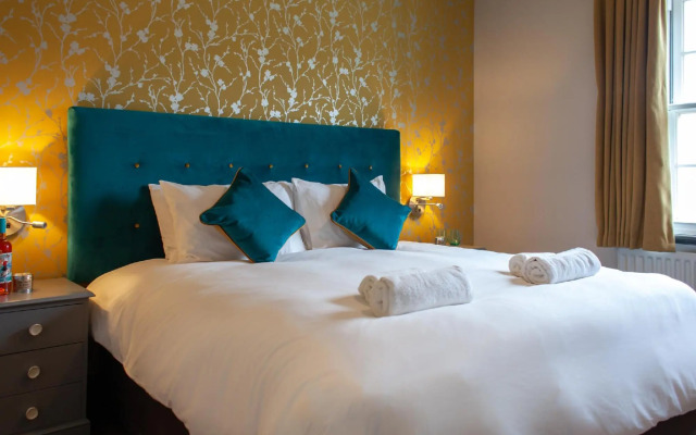 Coach House Inn