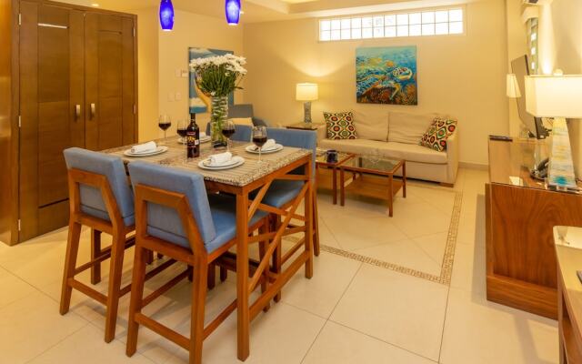 V Azul Condo at Vallarta Romantic Zone - Adults Only