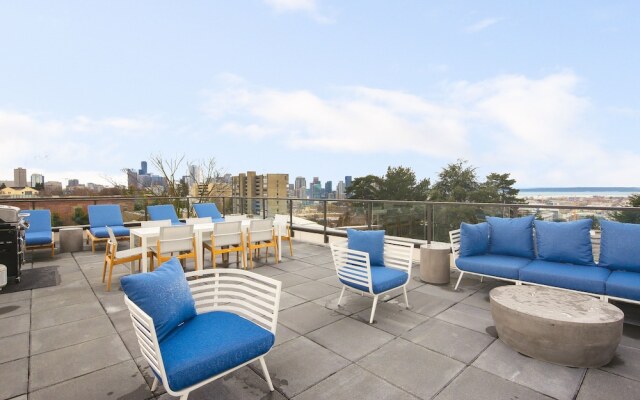 Modern Capitol Hill Studio