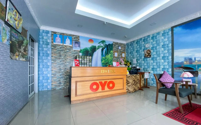 Super OYO 90039 Coop Hotel Kangar