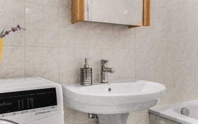 2BR Apt Next to Vienna Vibrant Center