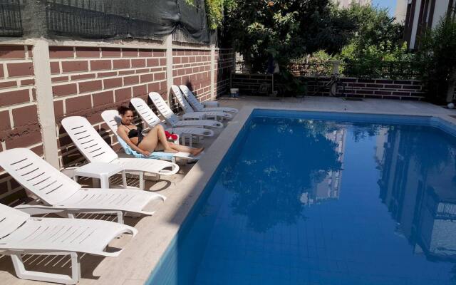 Kartal Hotel