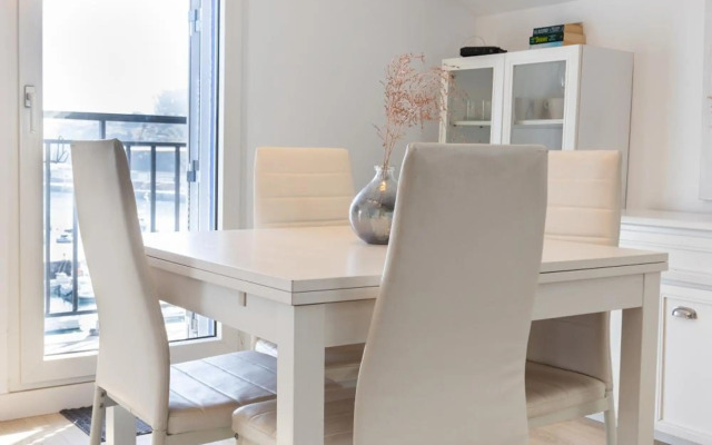 Torrontero con vistas al mar