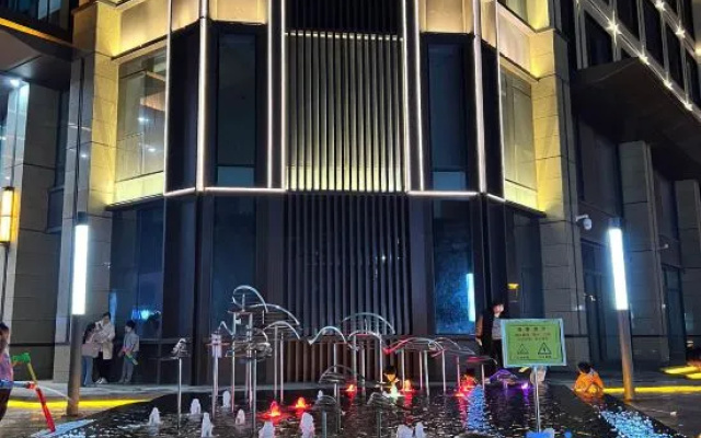 Vienna Hotel （Xinhe Yixing Building Hotel） – Exterior – Xingtai