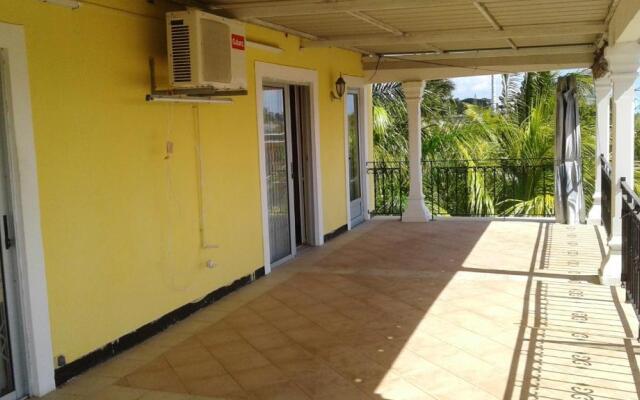 House With one Bedroom in Trou aux Biches Beach With Furnished Garden