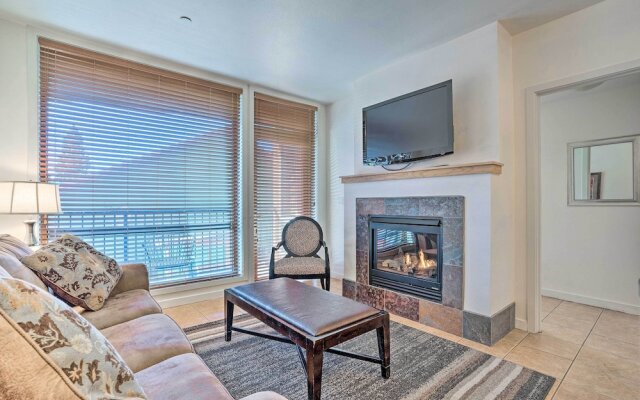 Resort-style Condo w/ Lake Chelan & Mtn Views