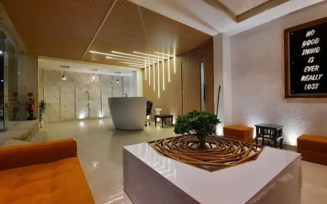 Hotel Sai Village Cyber Park