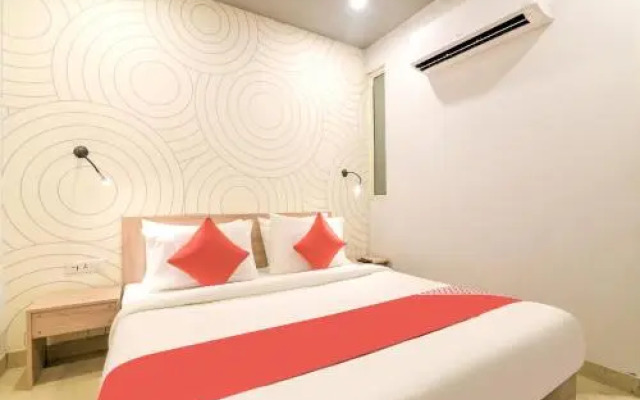 Collection O 76976 JPS GRAND Hotel