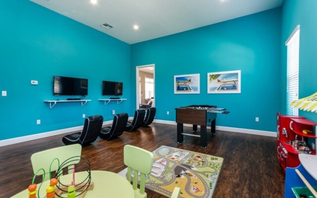 Amazing Townhome! - Lucaya Village - 8951SD