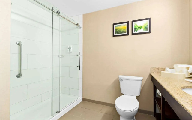 Comfort Suites Lumberton North