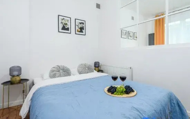 Lumina Charming 3-room apartment in the center of Warsaw