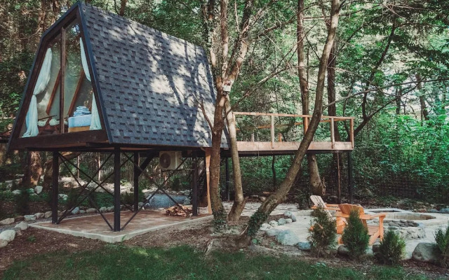 Duende Treehouses & Cocktails