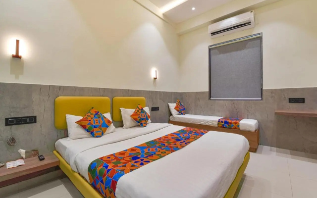 Hotel Gold Palace Inn
