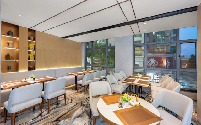 Poltton International Apartment Huiyang