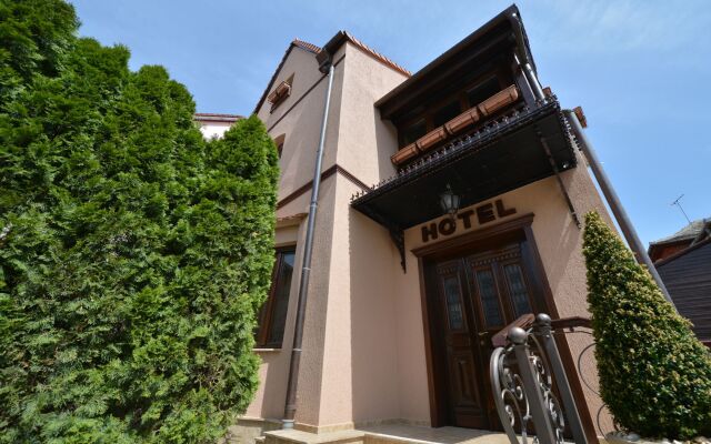 Noblesse Boutique Hotel