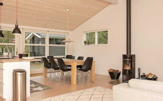 6 Person Holiday Home in Albaek