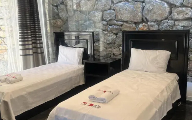 Amazing House With Private Pool in Antalya