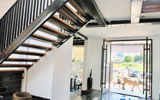 Pu zhe hei he mu Xiao Zhu min su