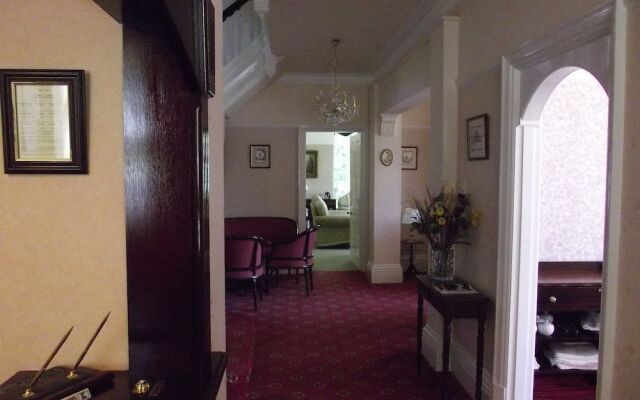 Channel House Hotel