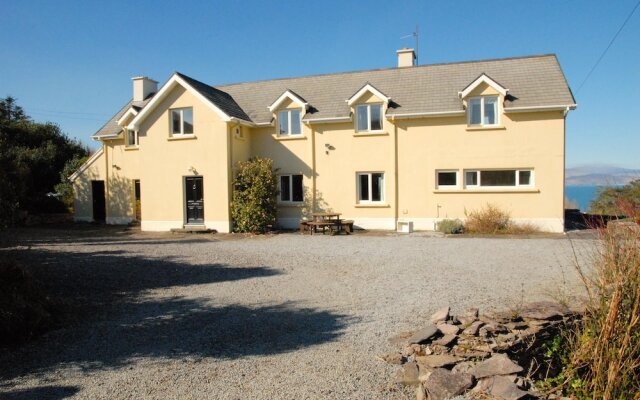 House With 5 Bedrooms in Co. Kerry, With Wonderful sea View, Enclosed