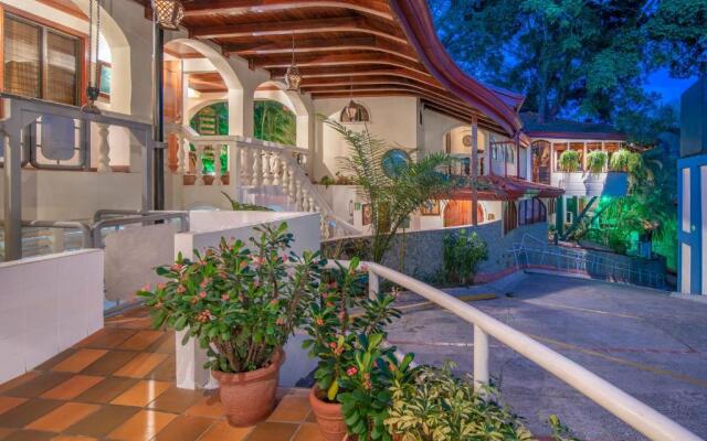 Hotel Villas Lirio