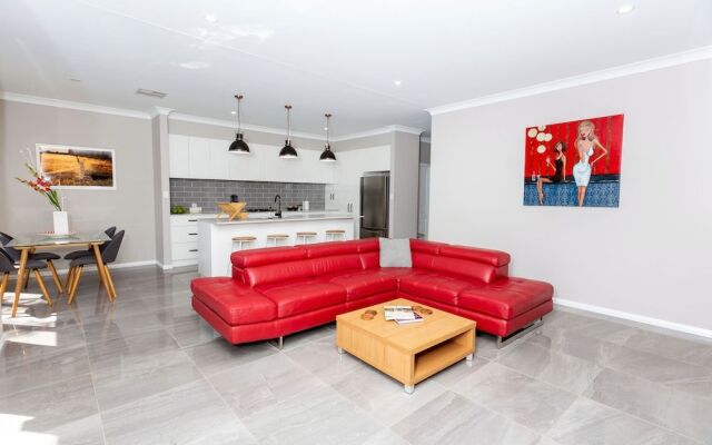 Best Central Wagga Townhouse