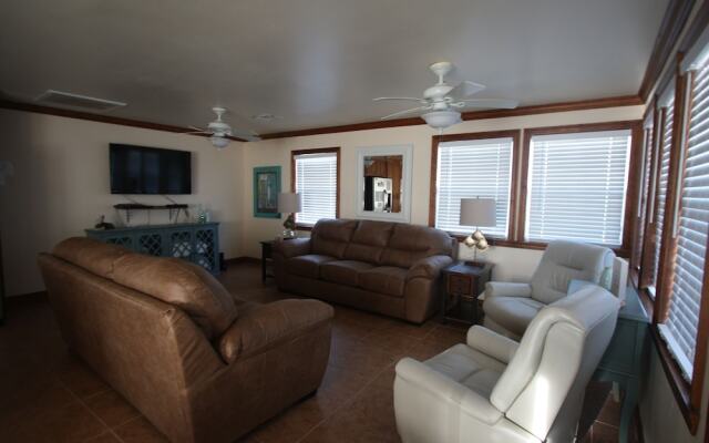 A Beach Getaway - 3 Br Home