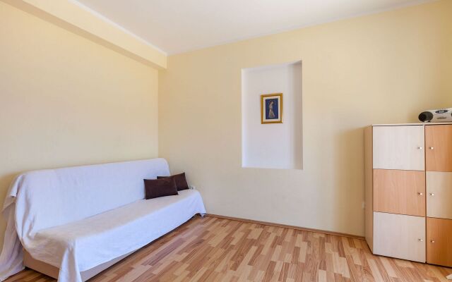 Apartment Ana - free parking: A4 Stanici, Riviera Omis