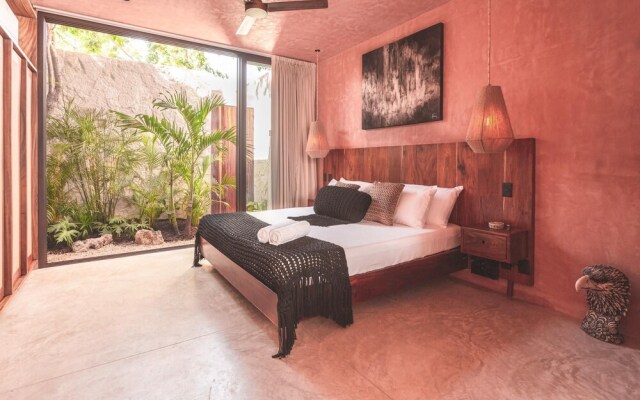 Luxury Villa in Tulum -6 Bedrooms -multiple Pools