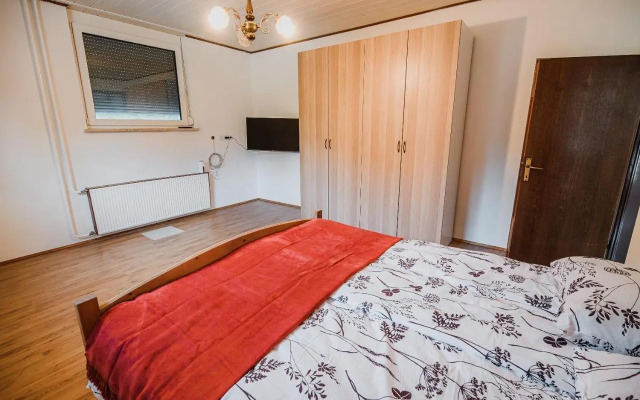 Mojčin Pisker Apartment House