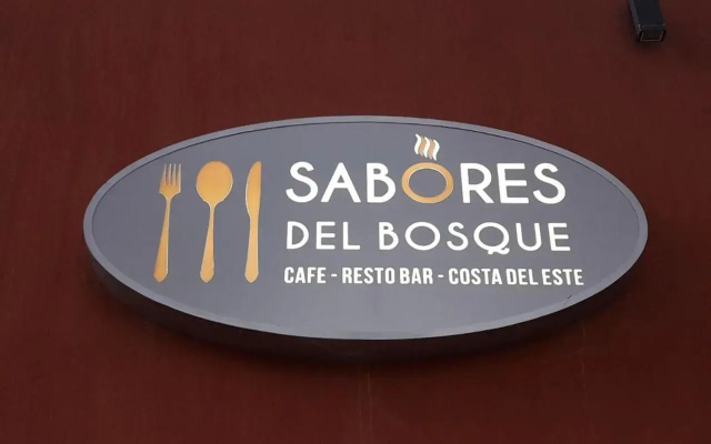 Apart del Este