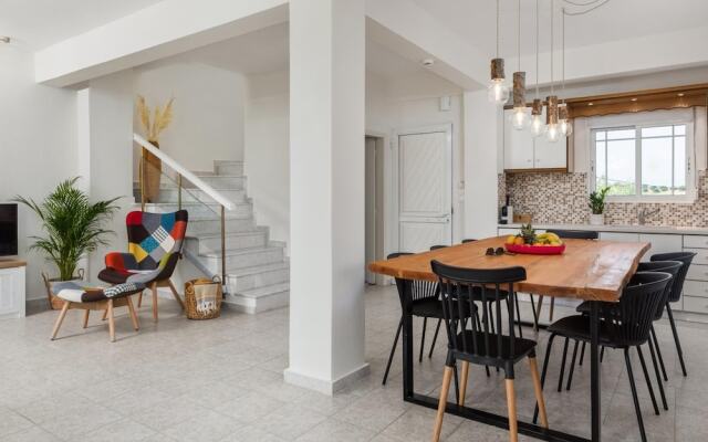 Villa Elaida by Travel Pro Services