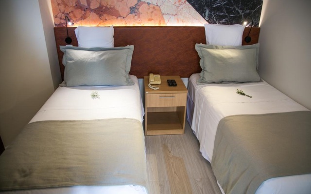 Cosmopolitan Praia Flat