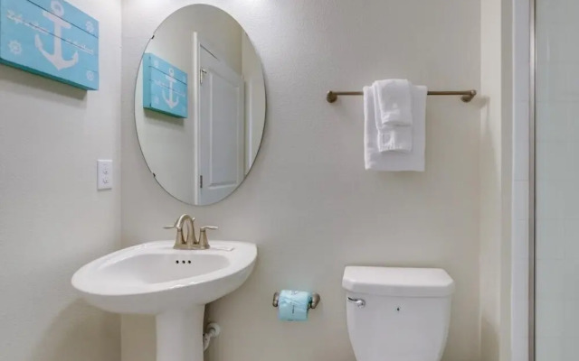 6 Bdrmgolf Coursegated Resort