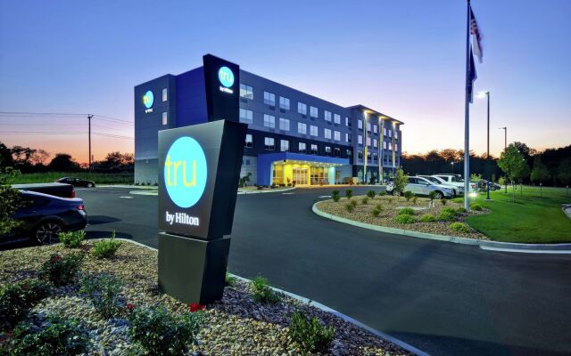 Tru by Hilton Wytheville