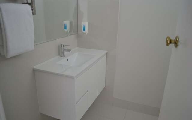 BEST WESTERN Admiralty Motor Inn