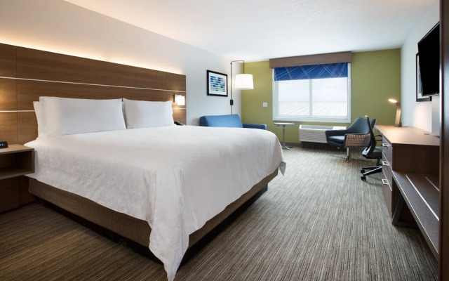 Holiday Inn Express And Suites Deland South