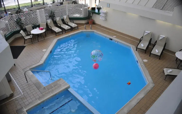 The Atrium Resort, Virginia Beach by Vacatia