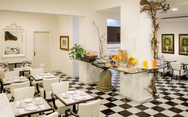 Arcom Palace Hotel