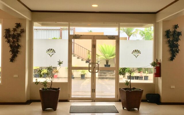 Victoria Palms Hotel