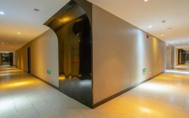 Haikou Sutu Apartment (Shimao Center Wanxiangcheng Branch)