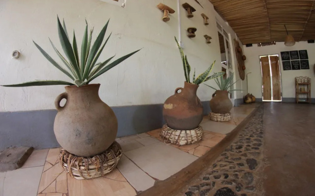 Kara-Tunga, Karamoja Safari Camp