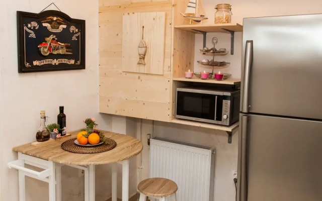 Glamorous Modern Aprt in Palaio Faliro