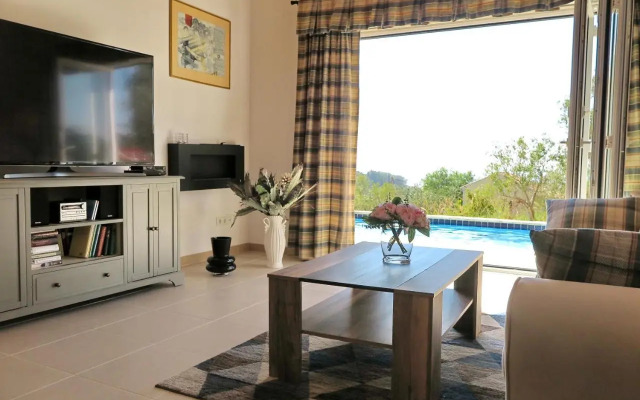 ARILLAS HILLSIDE VILLA 3 - Provence