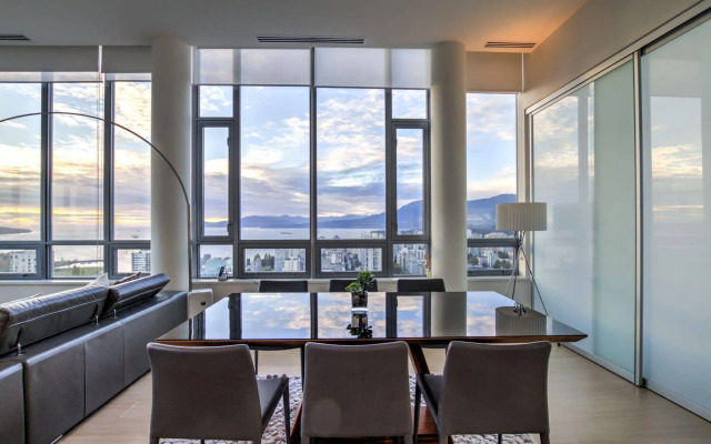 The Residence Club Vancouver
