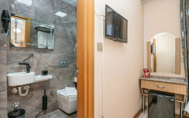 Grand Rei̇s Hotel