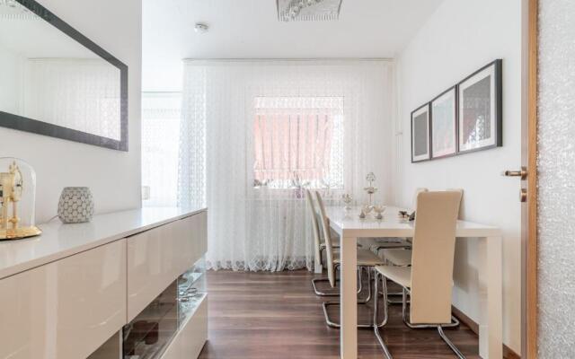 Id 6351 | Private Apartment