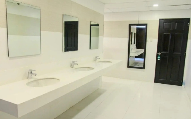 Sugbutel Bed And Bath